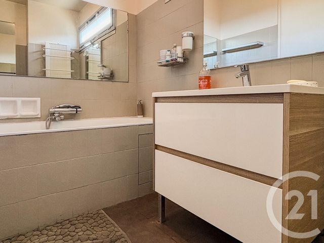 Appartement T4 &agrave; vendre - 4 pi&egrave;ces - 111,04 m2 - Aix En Provence - 13 - PROVENCE-ALPES-COTE-D-AZUR