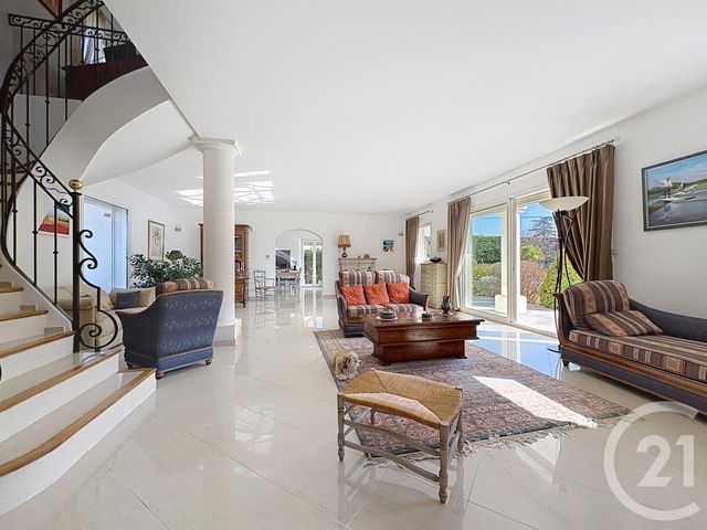 Maison &agrave; vendre - 5 pi&egrave;ces - 210 m2 - St Cannat - 13 - PROVENCE-ALPES-COTE-D-AZUR