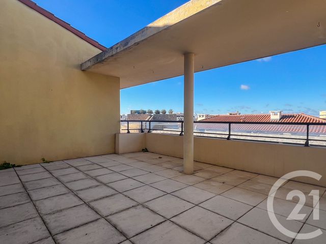 Appartement F5 &agrave; louer - 5 pi&egrave;ces - 221 m2 - Aix En Provence - 13 - PROVENCE-ALPES-COTE-D-AZUR