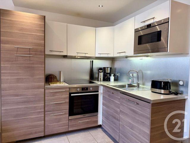 Appartement &agrave; louer - 2 pi&egrave;ces - 56 m2 - Aix En Provence - 13 - PROVENCE-ALPES-COTE-D-AZUR