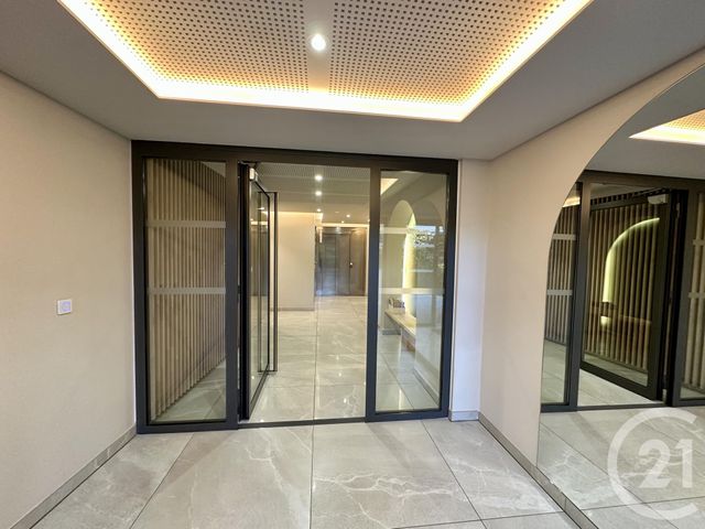 Appartement T2 &agrave; louer - 2 pi&egrave;ces - 47,45 m2 - Aix En Provence - 13 - PROVENCE-ALPES-COTE-D-AZUR