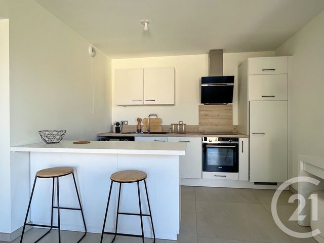 Appartement T2 &agrave; louer - 2 pi&egrave;ces - 47,45 m2 - Aix En Provence - 13 - PROVENCE-ALPES-COTE-D-AZUR
