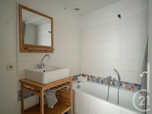 Appartement T1 &agrave; vendre - 1 pi&egrave;ce - 28 m2 - Aix En Provence - 13 - PROVENCE-ALPES-COTE-D-AZUR