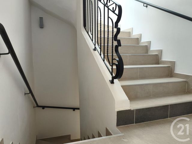 Appartement T3 &agrave; vendre - 3 pi&egrave;ces - 71,60 m2 - Aix En Provence - 13 - PROVENCE-ALPES-COTE-D-AZUR