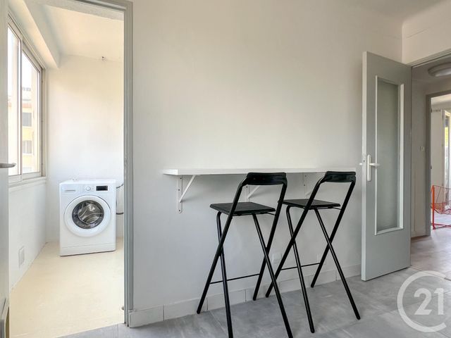 Appartement T4 &agrave; louer - 4 pi&egrave;ces - 68,27 m2 - Aix En Provence - 13 - PROVENCE-ALPES-COTE-D-AZUR