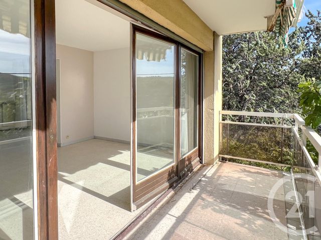 Appartement T4 &agrave; louer - 4 pi&egrave;ces - 86,78 m2 - Aix En Provence - 13 - PROVENCE-ALPES-COTE-D-AZUR