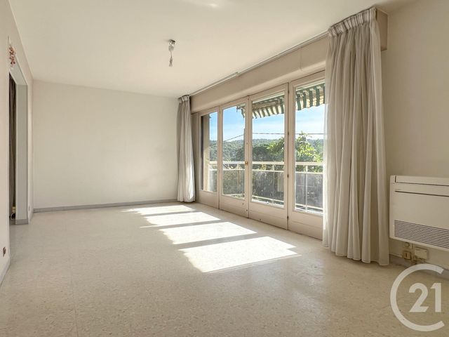 Appartement T4 &agrave; louer - 4 pi&egrave;ces - 86,78 m2 - Aix En Provence - 13 - PROVENCE-ALPES-COTE-D-AZUR