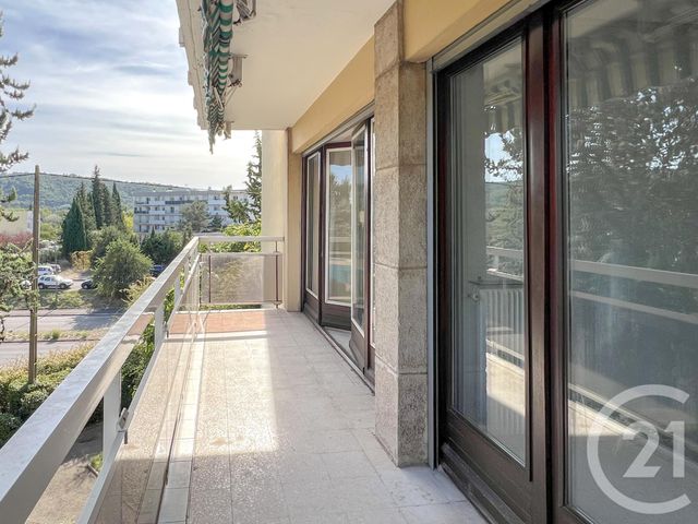 Appartement T4 &agrave; louer - 4 pi&egrave;ces - 86,78 m2 - Aix En Provence - 13 - PROVENCE-ALPES-COTE-D-AZUR