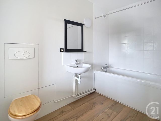 Appartement T4 &agrave; louer - 4 pi&egrave;ces - 108,35 m2 - Nantes - 44 - PAYS-DE-LOIRE