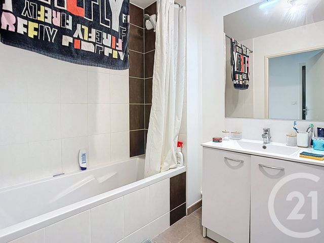 Appartement F3 à vendre - 3 pièces - 66,41 m2 - Sautron - 44 - PAYS-DE-LOIRE