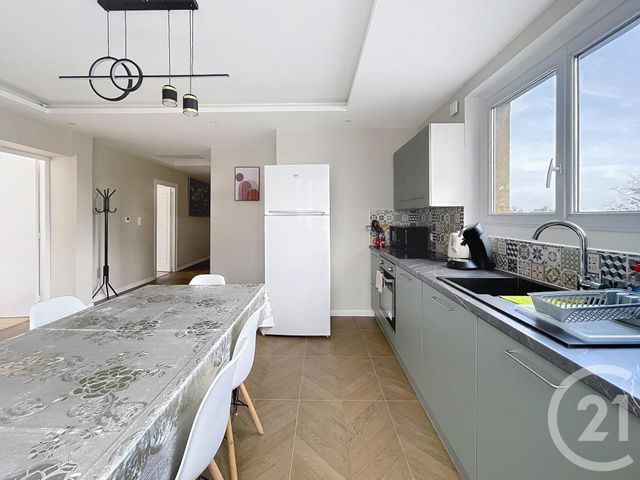 Appartement T5 &agrave; louer - 5 pi&egrave;ces - 84,87 m2 - Nantes - 44 - PAYS-DE-LOIRE