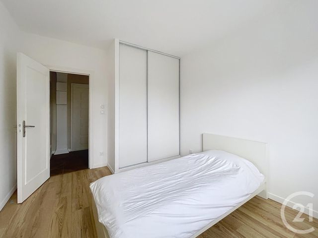 Appartement T5 &agrave; louer - 5 pi&egrave;ces - 84,87 m2 - Nantes - 44 - PAYS-DE-LOIRE