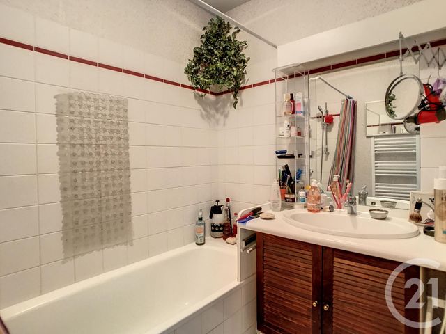 Appartement T4 &agrave; louer - 4 pi&egrave;ces - 80,57 m2 - Nantes - 44 - PAYS-DE-LOIRE