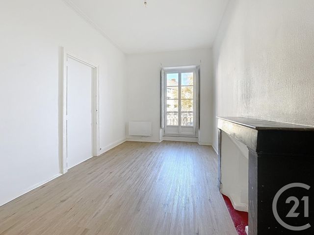 Appartement T3 &agrave; louer - 3 pi&egrave;ces - 70,18 m2 - Nantes - 44 - PAYS-DE-LOIRE