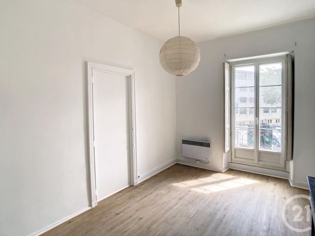 Appartement T3 &agrave; louer - 3 pi&egrave;ces - 70,18 m2 - Nantes - 44 - PAYS-DE-LOIRE