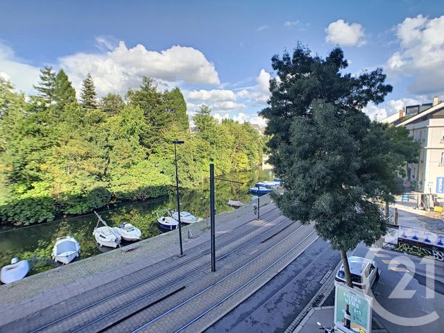 Appartement T4 &agrave; louer - 4 pi&egrave;ces - 83,29 m2 - Nantes - 44 - PAYS-DE-LOIRE