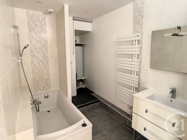 Appartement T3 &agrave; louer - 3 pi&egrave;ces - 55,91 m2 - Nantes - 44 - PAYS-DE-LOIRE