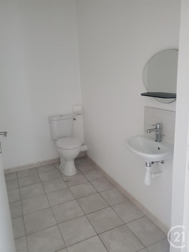 Appartement Local à louer - 2 pièces - 59,67 m2 - Graulhet - 81 - MIDI-PYRENEES