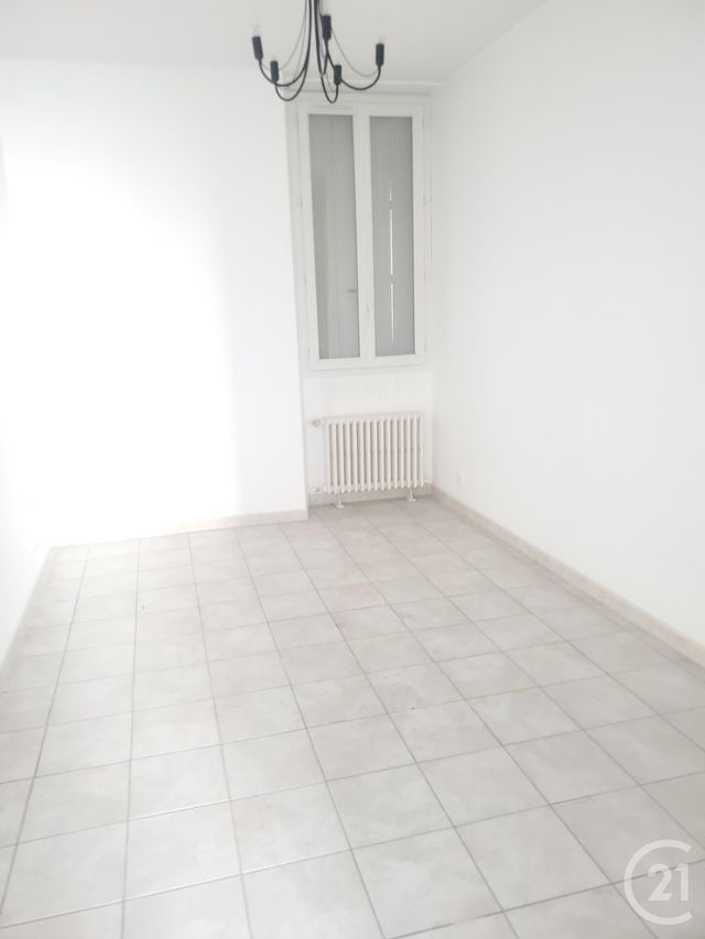 Appartement Local à louer - 2 pièces - 59,67 m2 - Graulhet - 81 - MIDI-PYRENEES