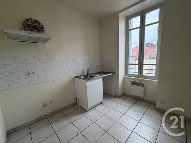 Appartement F3 &agrave; louer - 3 pi&egrave;ces - 80 m2 - Graulhet - 81 - MIDI-PYRENEES