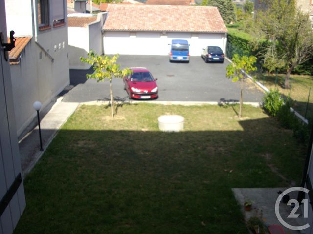Appartement F3 &agrave; louer - 3 pi&egrave;ces - 80 m2 - Graulhet - 81 - MIDI-PYRENEES