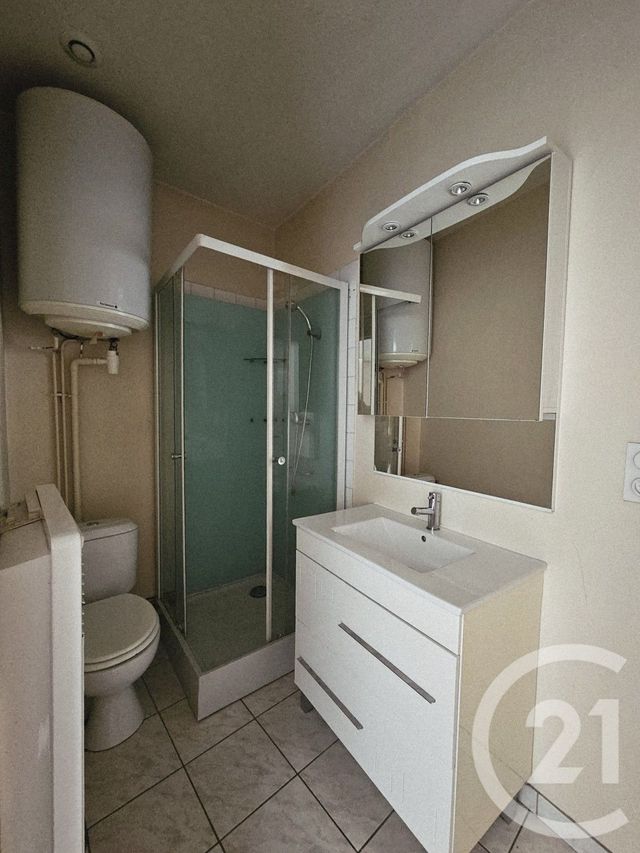 Appartement F2 &agrave; louer - 2 pi&egrave;ces - 35,23 m2 - Graulhet - 81 - MIDI-PYRENEES