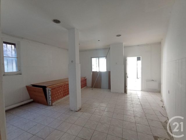 Appartement à louer - 2 pièces - 85 m2 - Graulhet - 81 - MIDI-PYRENEES