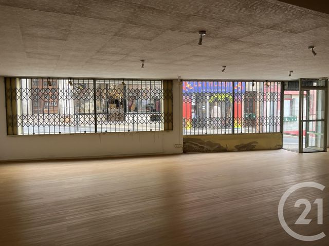 Appartement Local à louer - 1 pièce - 90 m2 - Graulhet - 81 - MIDI-PYRENEES