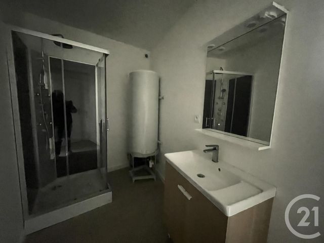 Appartement T3 à louer - 3 pièces - 80 m2 - Graulhet - 81 - MIDI-PYRENEES