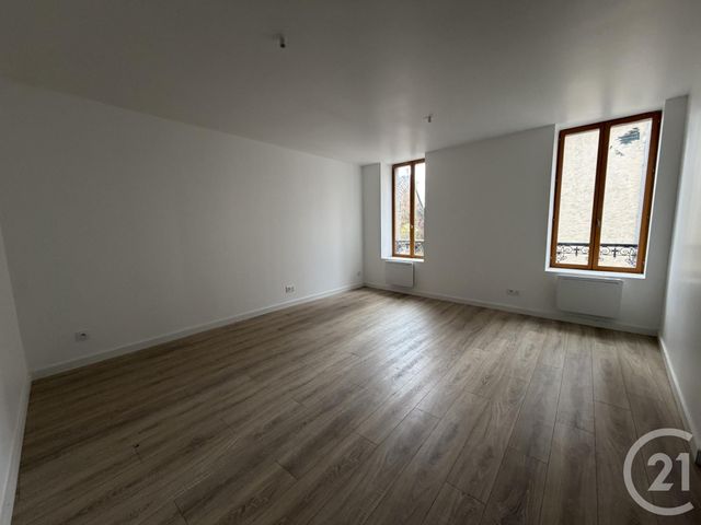 Appartement T3 &agrave; louer - 3 pi&egrave;ces - 80 m2 - Graulhet - 81 - MIDI-PYRENEES