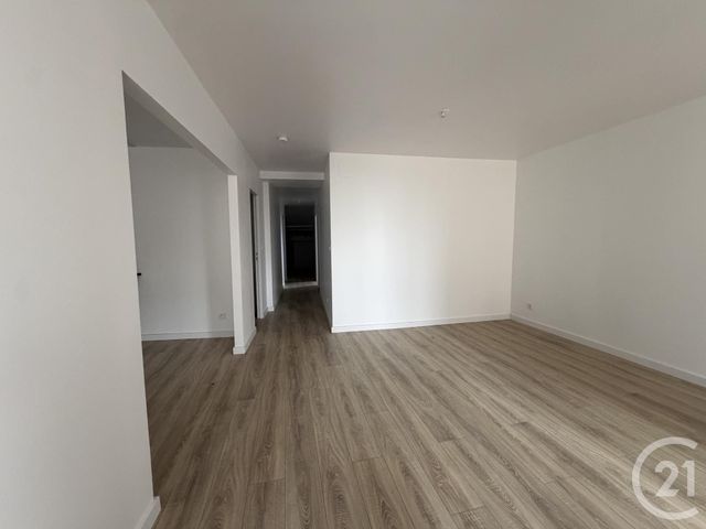 Appartement T3 &agrave; louer - 3 pi&egrave;ces - 80 m2 - Graulhet - 81 - MIDI-PYRENEES