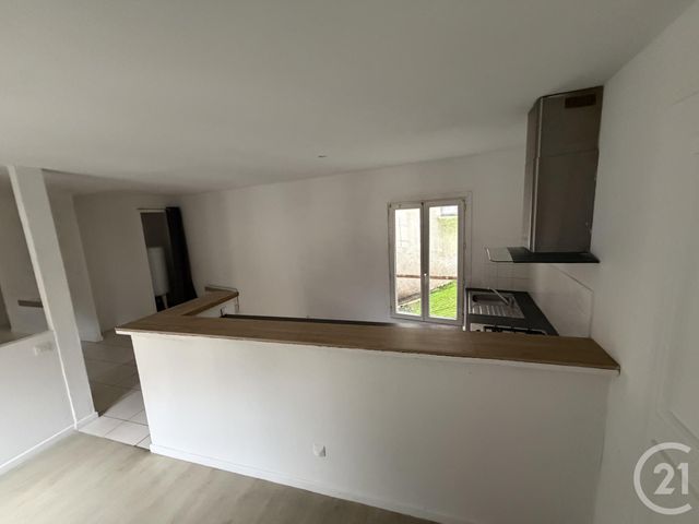 Appartement &agrave; louer - 3 pi&egrave;ces - 72 m2 - Graulhet - 81 - MIDI-PYRENEES