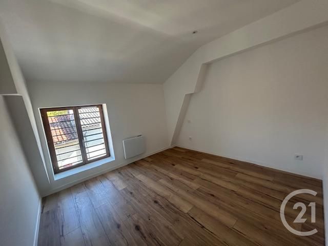 Appartement T3 &agrave; louer - 3 pi&egrave;ces - 47 m2 - Graulhet - 81 - MIDI-PYRENEES