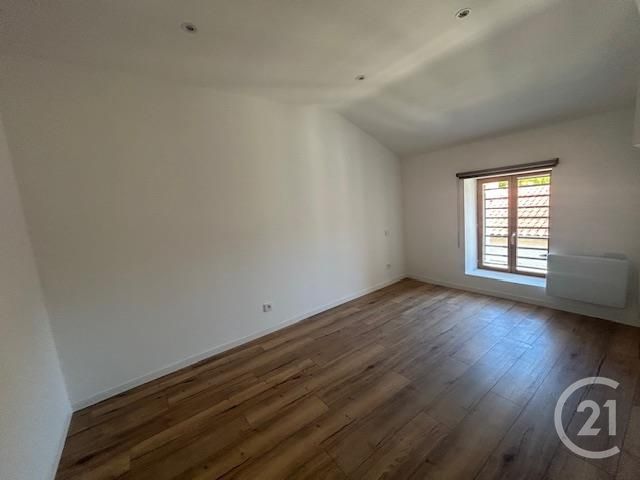 Appartement T3 &agrave; louer - 3 pi&egrave;ces - 47 m2 - Graulhet - 81 - MIDI-PYRENEES