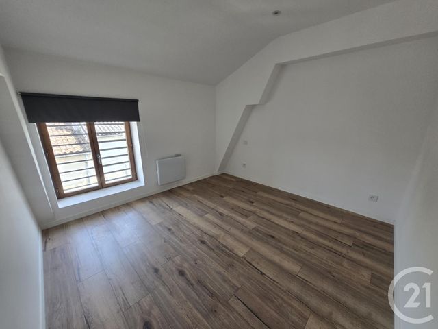 Appartement T3 &agrave; louer - 3 pi&egrave;ces - 47 m2 - Graulhet - 81 - MIDI-PYRENEES