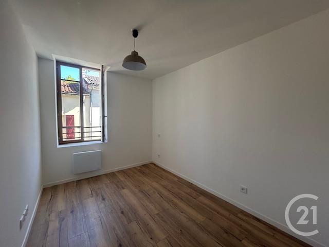 Appartement T3 à louer - 2 pièces - 46,75 m2 - Graulhet - 81 - MIDI-PYRENEES