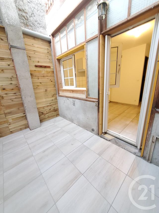 Appartement T1 &agrave; louer - 1 pi&egrave;ce - 29,91 m2 - Graulhet - 81 - MIDI-PYRENEES