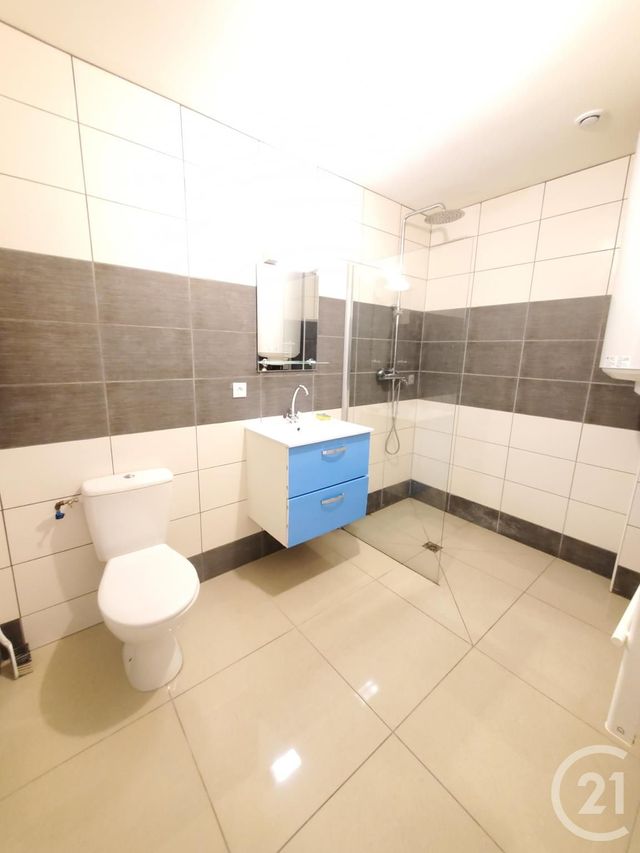 Appartement T1 &agrave; louer - 1 pi&egrave;ce - 29,91 m2 - Graulhet - 81 - MIDI-PYRENEES