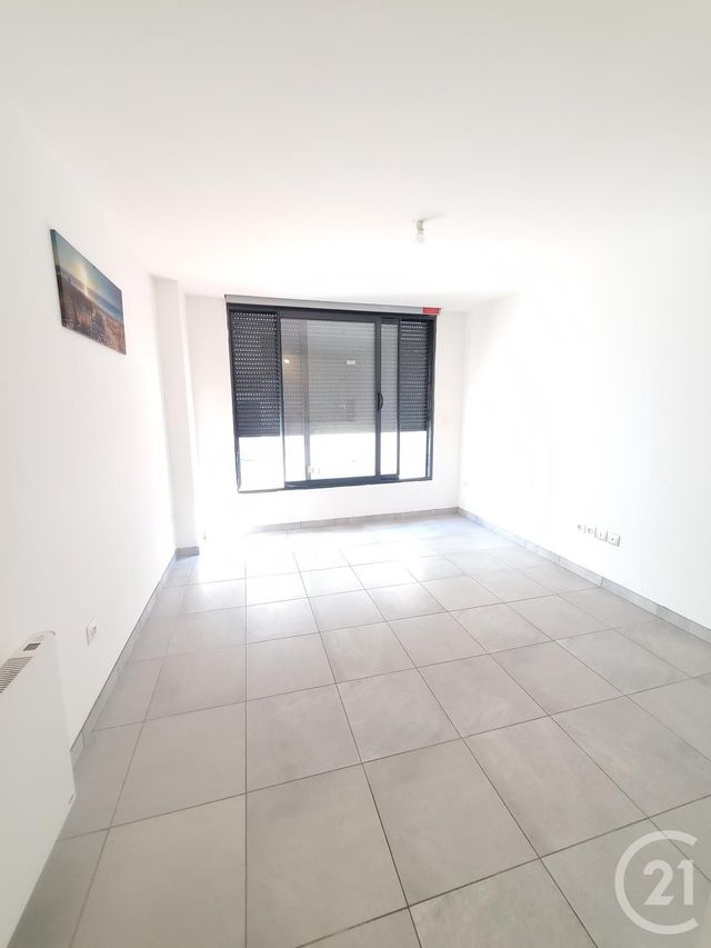 Appartement T1 &agrave; louer - 1 pi&egrave;ce - 29,91 m2 - Graulhet - 81 - MIDI-PYRENEES