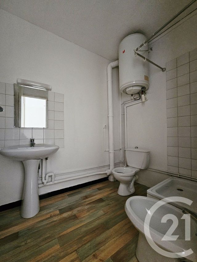 Appartement F2 &agrave; louer - 2 pi&egrave;ces - 31,23 m2 - Graulhet - 81 - MIDI-PYRENEES