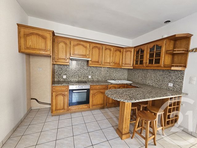Appartement T3 &agrave; louer - 3 pi&egrave;ces - 79,08 m2 - Graulhet - 81 - MIDI-PYRENEES