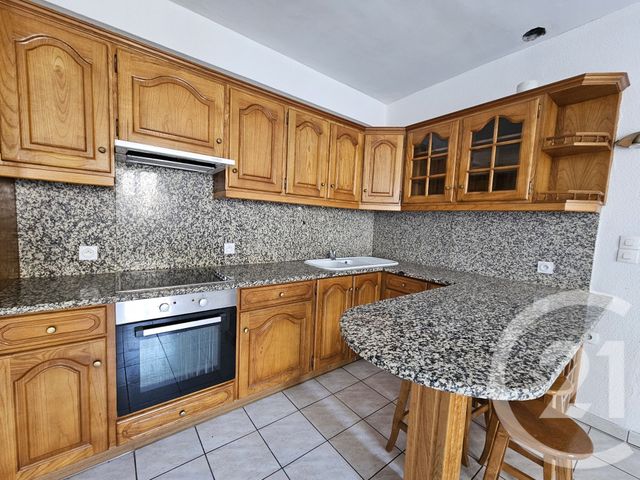 Appartement T3 &agrave; louer - 3 pi&egrave;ces - 79,08 m2 - Graulhet - 81 - MIDI-PYRENEES