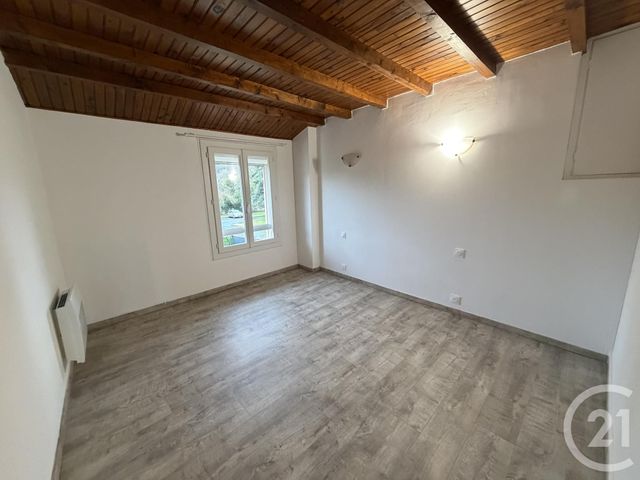 Appartement T3 &agrave; louer - 3 pi&egrave;ces - 49 m2 - Graulhet - 81 - MIDI-PYRENEES