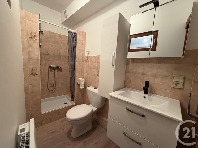 Appartement &agrave; louer - 2 pi&egrave;ces - 30 m2 - Graulhet - 81 - MIDI-PYRENEES