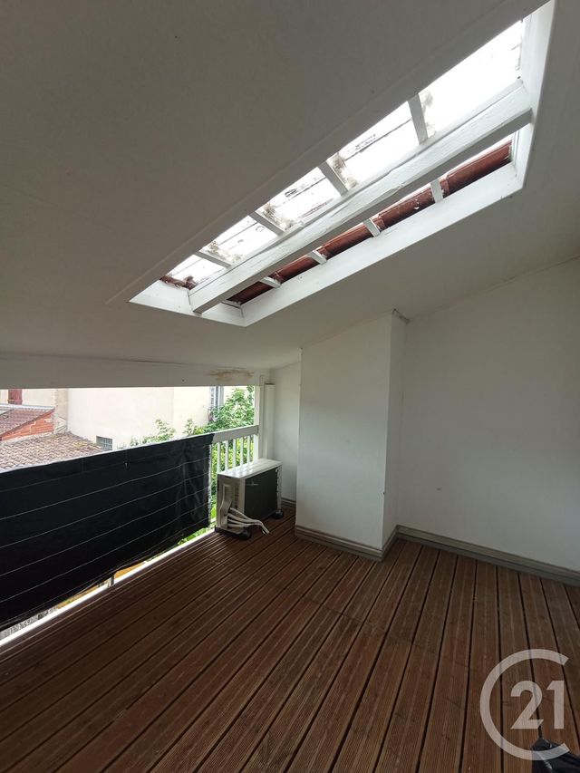 Appartement T2 &agrave; louer - 2 pi&egrave;ces - 36,82 m2 - Graulhet - 81 - MIDI-PYRENEES