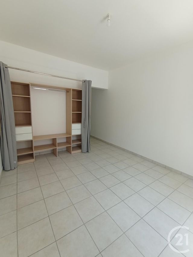 Appartement T2 &agrave; louer - 2 pi&egrave;ces - 43,83 m2 - Graulhet - 81 - MIDI-PYRENEES