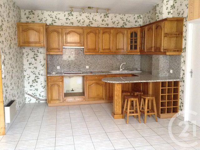 Appartement F3 &agrave; louer - 3 pi&egrave;ces - 74 m2 - Graulhet - 81 - MIDI-PYRENEES