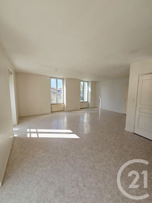 Appartement F3 &agrave; louer - 3 pi&egrave;ces - 75 m2 - Graulhet - 81 - MIDI-PYRENEES