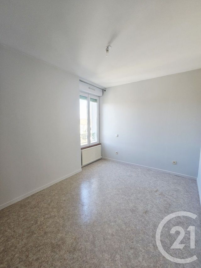 Appartement F3 &agrave; louer - 3 pi&egrave;ces - 75 m2 - Graulhet - 81 - MIDI-PYRENEES