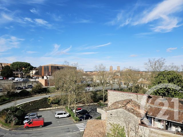 Appartement F3 &agrave; louer - 3 pi&egrave;ces - 75 m2 - Graulhet - 81 - MIDI-PYRENEES